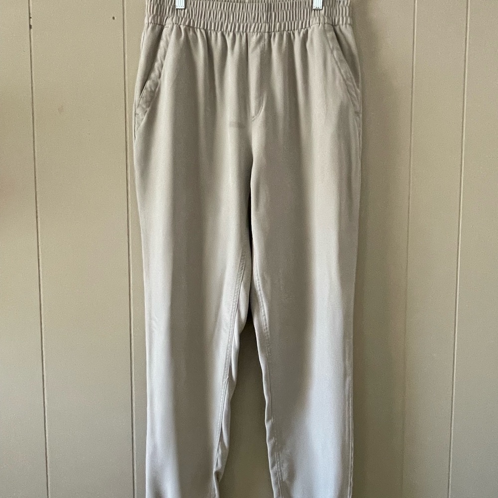 Cuffed white linen pants